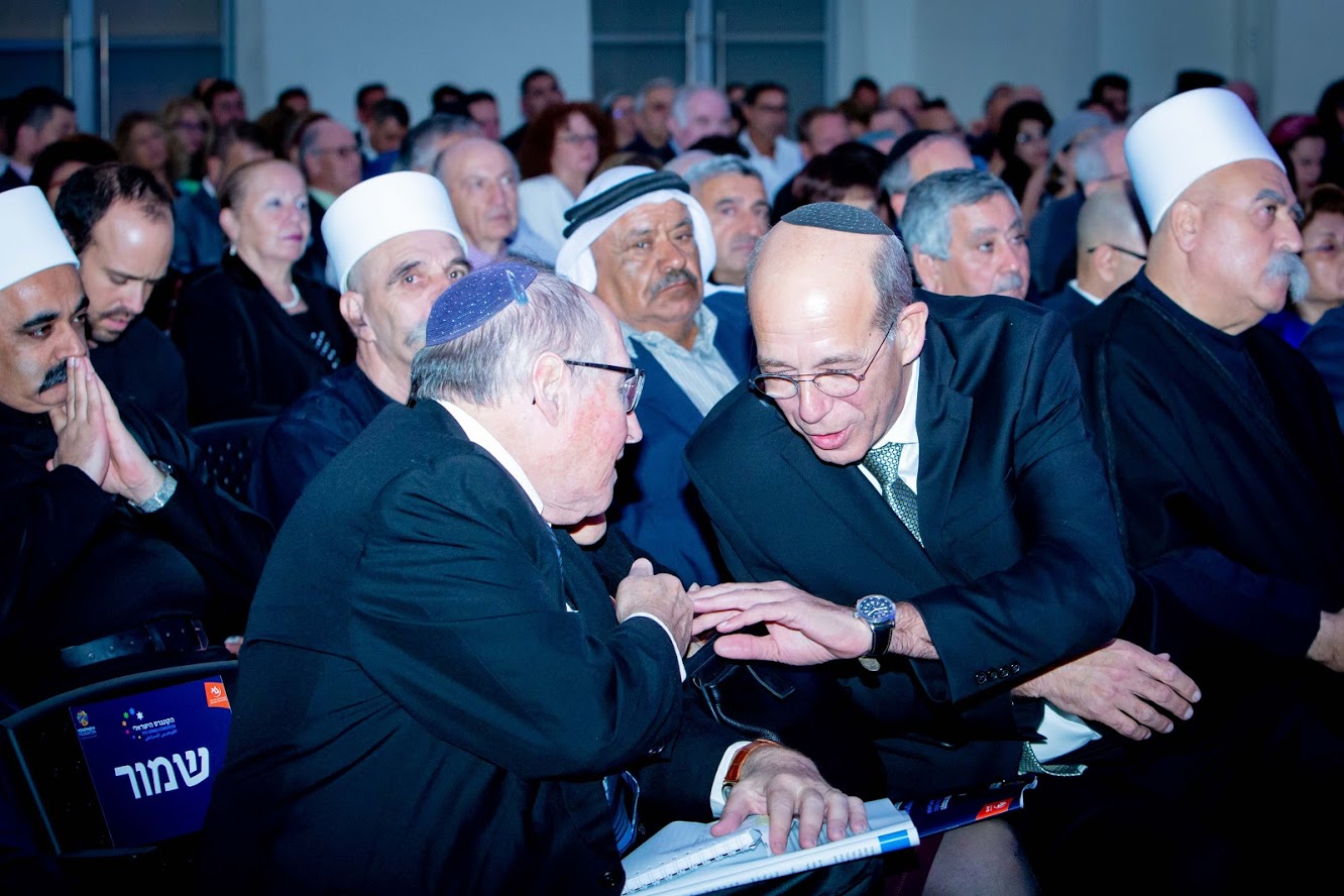 הקונגרס הישראלי: פרופ' אריה צבן, נשיא אוניברסיטת בר-אילן ופרופ' אליקים רובינשטיין, ויו”ר הפורום המייעץ של הקונגרס.